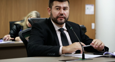 Em entrevista à TV Atual, Amilton Filho fala sobre futuro político e LDO 2026